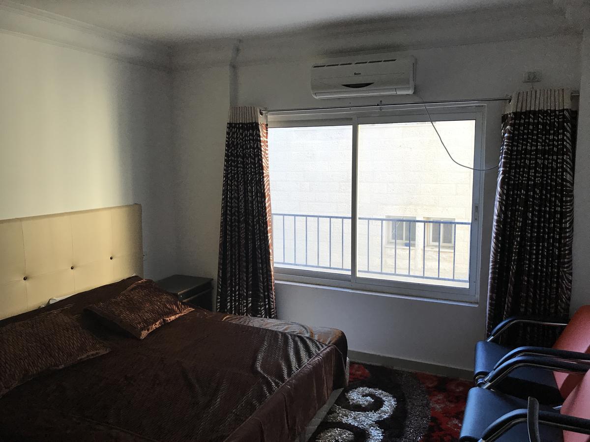 Bestlehem Suites Витлеем Екстериор снимка