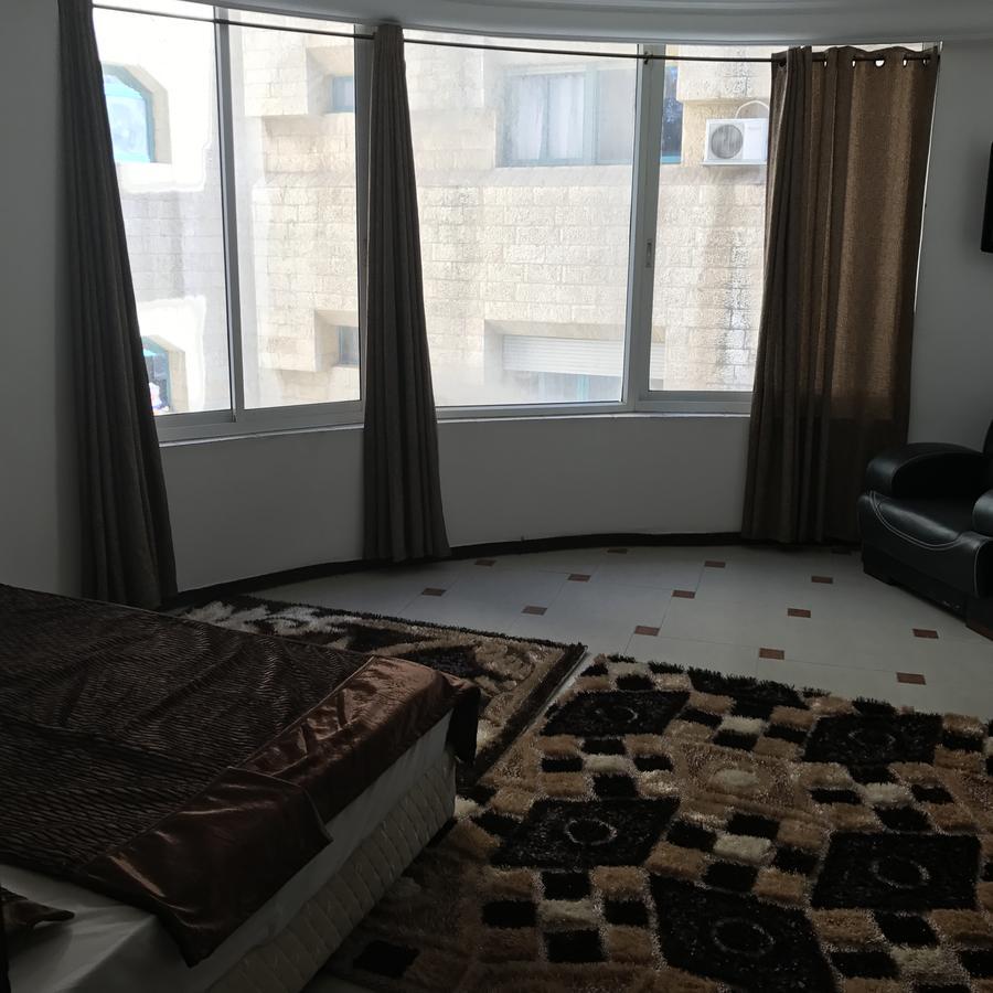 Bestlehem Suites Витлеем Екстериор снимка